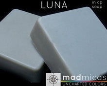 Load image into Gallery viewer, Mad Micas Luna Silver Mica