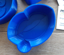 Load image into Gallery viewer, Vampire Lips (2022) Bath Bomb Mould