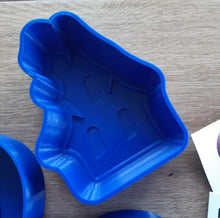Load image into Gallery viewer, Haunted House (2022) Bath Bomb Mould